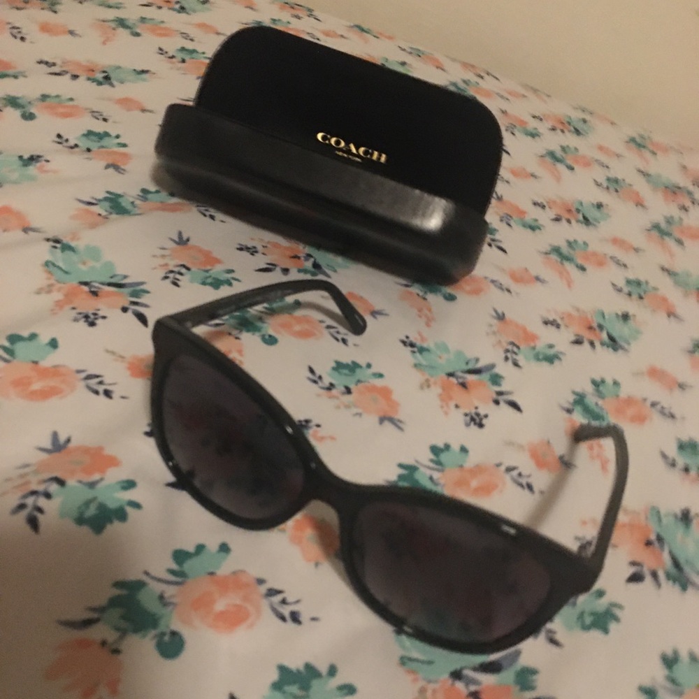 Polarized Coach Sunglasses with case NWOT